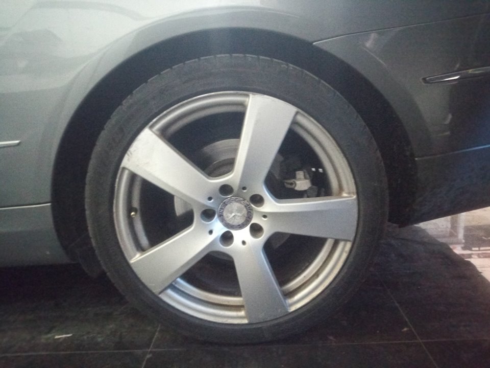 MERCEDES-BENZ CLASE CLK (W207) COUPE E 350 CDI BlueEfficiency (207.323) Motor 3,0 Ltr. - 195 kW CDI CAT