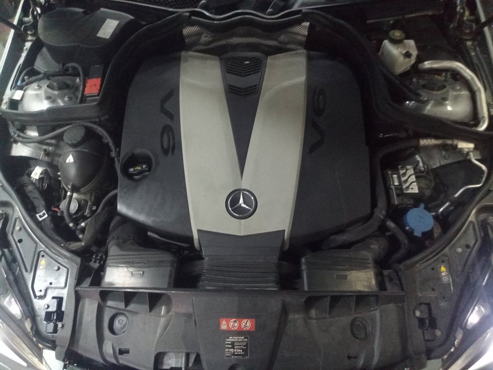 MERCEDES-BENZ CLASE CLK (W207) COUPE E 350 CDI BlueEfficiency (207.323) Motor 3,0 Ltr. - 195 kW CDI CAT