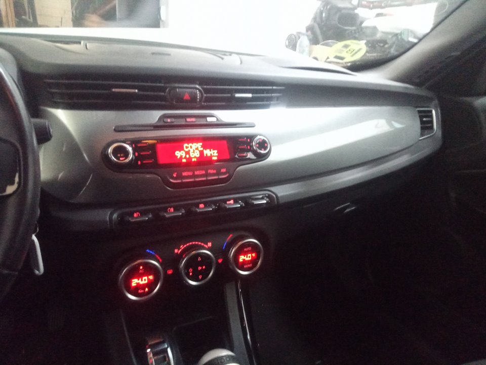 ALFA ROMEO GIULIETTA (191) Sprint Motor 1,6 Ltr. - 77 kW JTDM CAT