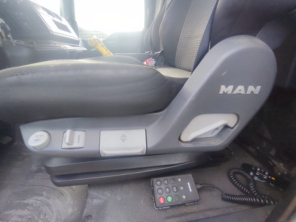 MAN TG - L 10.XXX 10.210   Chasis C (Compact) Motor 4,6 Ltr. - 151 kW Diesel