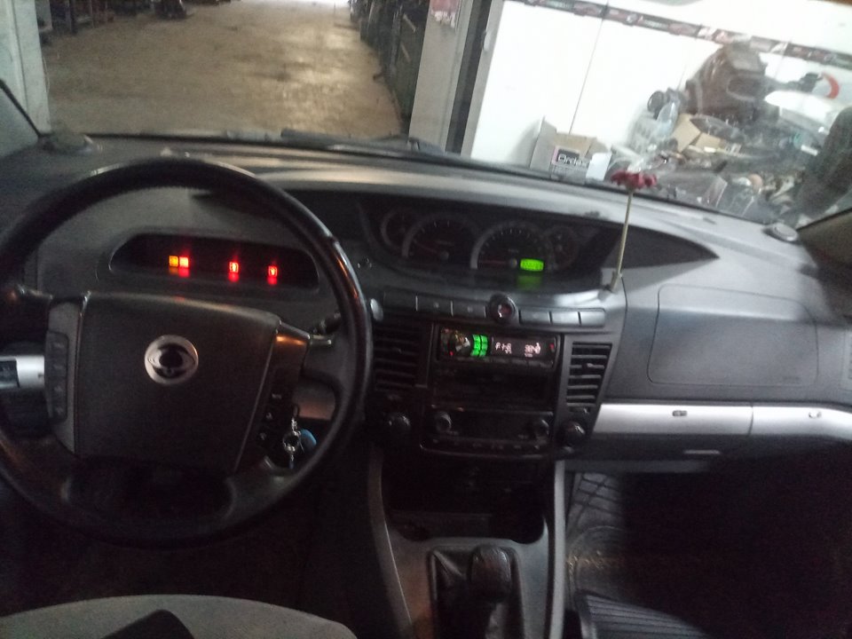 SSANGYONG RODIUS Xdi Motor 2,7 Ltr. - 120 kW Turbodiesel CAT