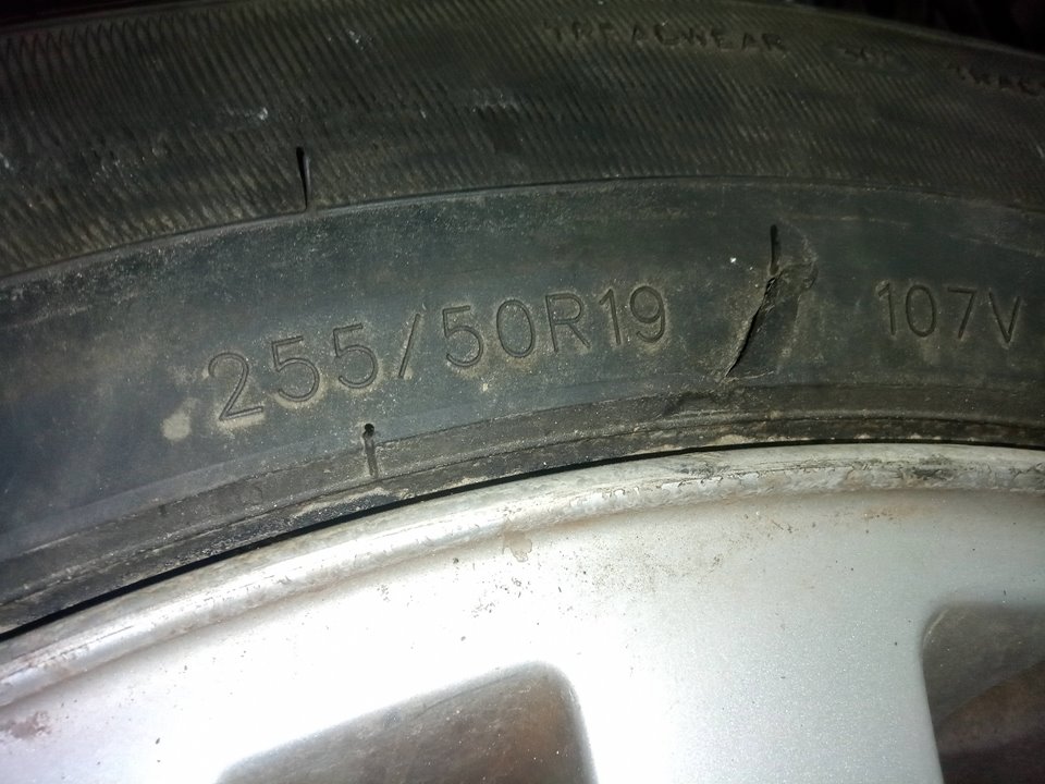 JUEGO LLANTAS CON NEUMATICOS LAND ROVER RANGE ROVER SPORT *