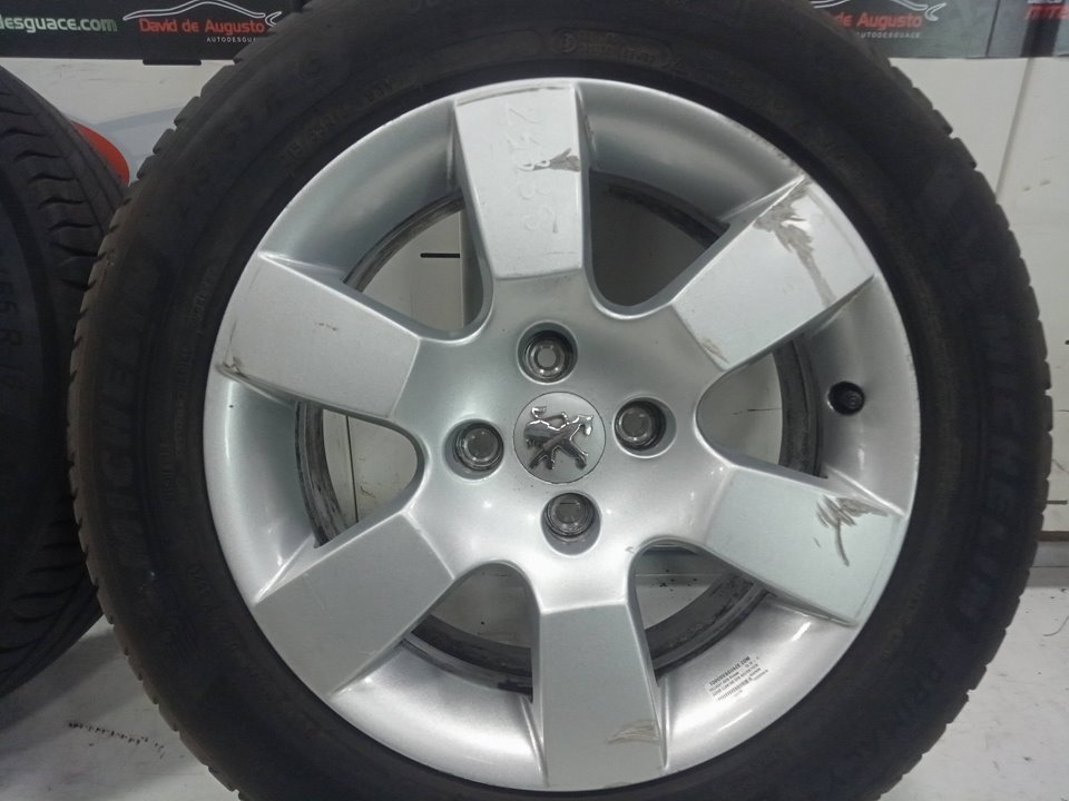 JUEGO LLANTAS CON NEUMATICOS PEUGEOT 5008 Access