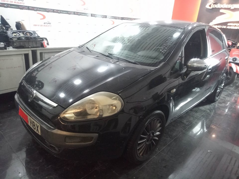 FIAT PUNTO (EVO) (199) Dynamic Motor 1,2 Ltr. - 48 kW CAT