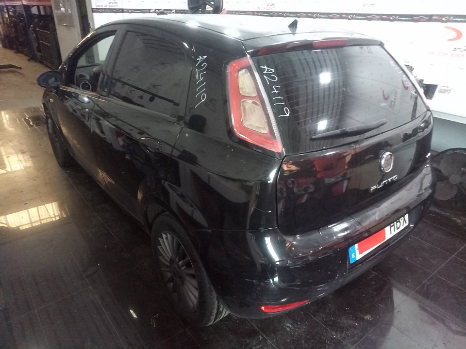 FIAT PUNTO (EVO) (199) Dynamic Motor 1,2 Ltr. - 48 kW CAT