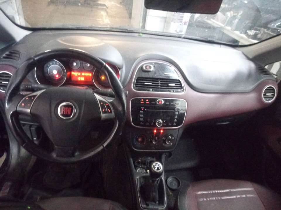 FIAT PUNTO (EVO) (199) Dynamic Motor 1,2 Ltr. - 48 kW CAT