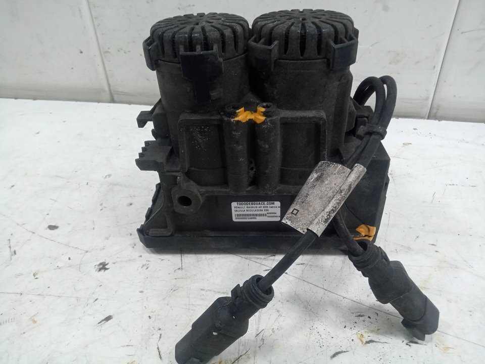VALVULA MODULADORA EBS RENAULT MAGNUM AB 2005 Cabina adel.tractor semirr. GV     4X2    4XX.18 Gran espacio