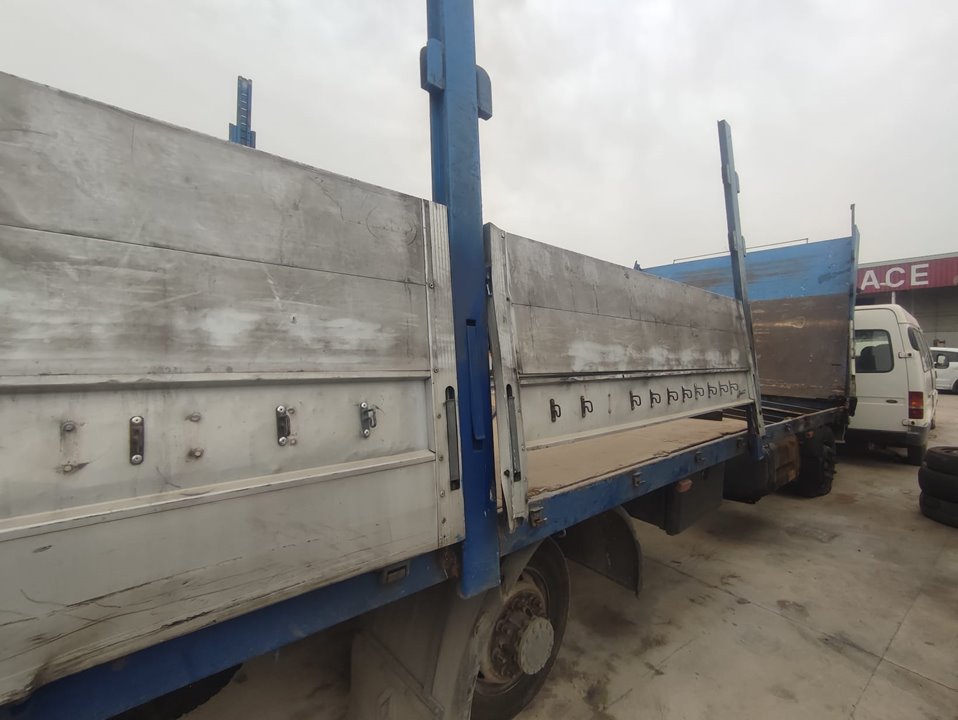 RENAULT M 180.13/C MIDLINER E2 FKI   Modelo 180.13   132 KW Cabina doble Motor 6,2 Ltr. - 132 kW Diesel