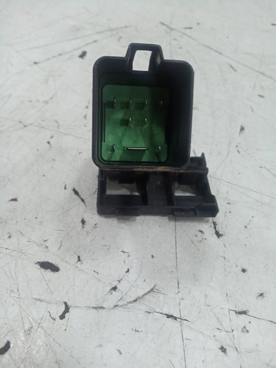 RELE foto 3