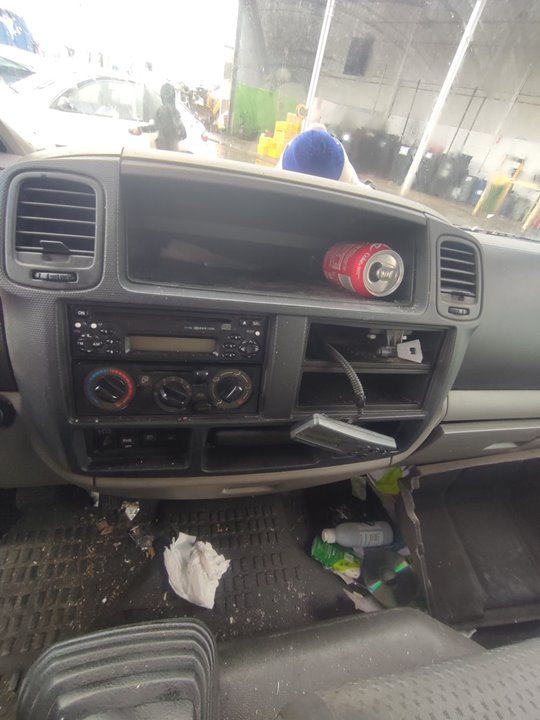 NISSAN CABSTAR ->09.06 Cabstar 35.XX Cabina simple Cabina individual Motor 3,0 Ltr. - 110 kW Diesel