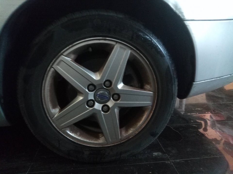 VOLVO V50 FAMILIAR 2.4 Kinetic Motor 2,4 Ltr. - 103 kW CAT