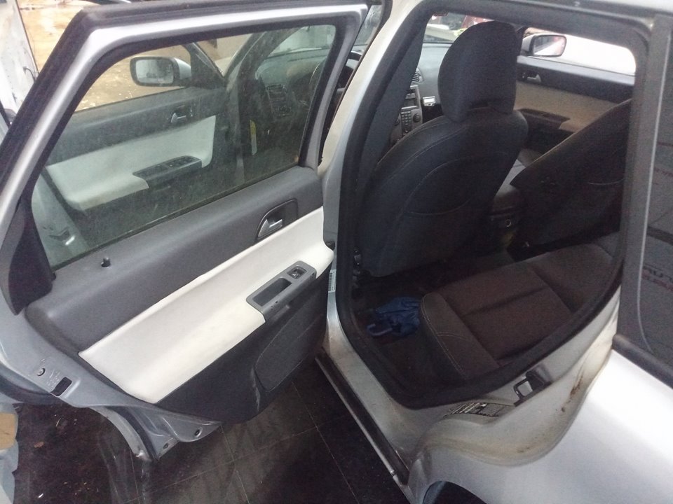 VOLVO V50 FAMILIAR 2.4 Kinetic Motor 2,4 Ltr. - 103 kW CAT