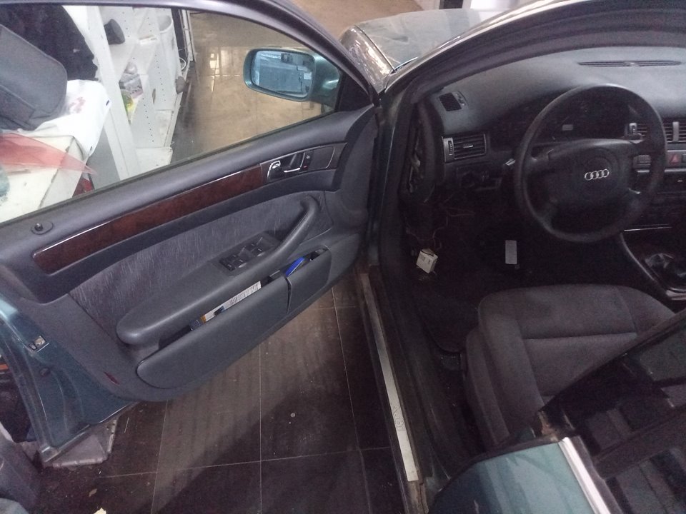 AUDI A6 BERLINA (4B2) 1.8 T Motor 1,8 Ltr. - 110 kW 20V Turbo