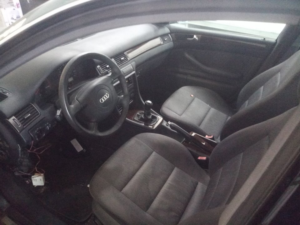 AUDI A6 BERLINA (4B2) 1.8 T Motor 1,8 Ltr. - 110 kW 20V Turbo