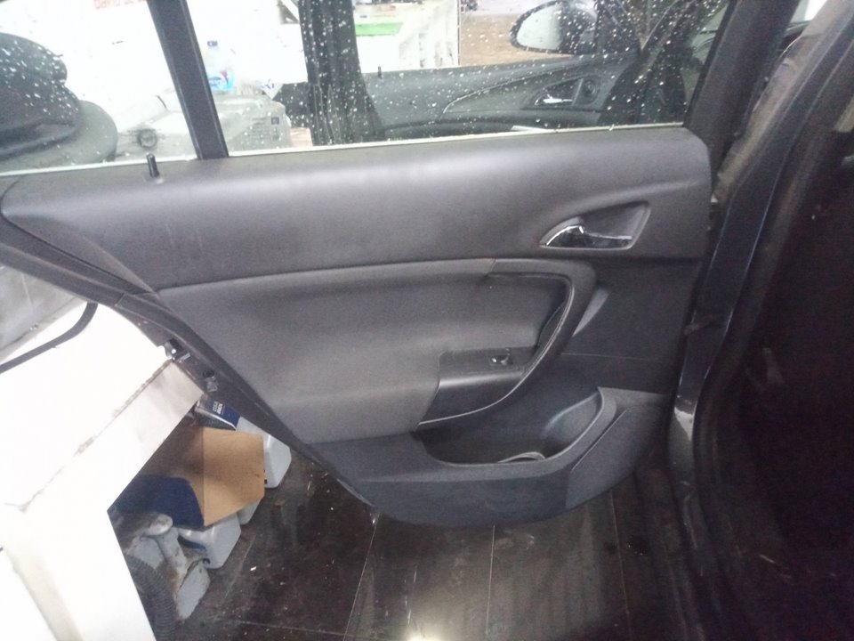 OPEL INSIGNIA BERLINA Cosmo Motor 2,0 Ltr. - 96 kW CDTI CAT