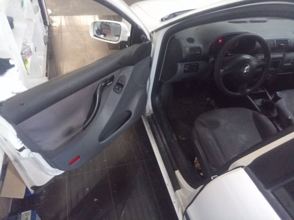SEAT TOLEDO (1M2) Signo Motor 1,9 Ltr. - 66 kW TDI foto 8