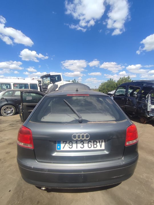 AUDI A3 (8P) 2.0 TDI Ambiente Motor 2,0 Ltr. - 103 kW TDI