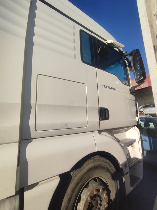 MAN TGX 33.XXX FG /   6x4   BL XL Motor 12,4 Ltr. - 353 kW Diesel