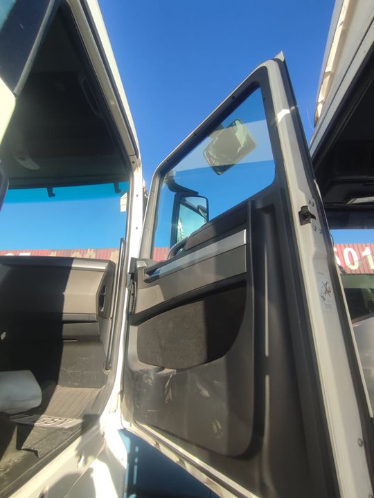 MAN TGX 33.XXX FG /   6x4   BL XL Motor 12,4 Ltr. - 353 kW Diesel