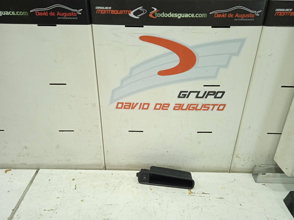 BOTÓN DE BLOQUEO DE PUERTA JAGUAR XE Prestige