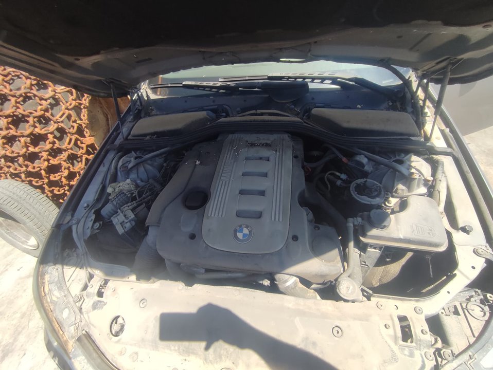 BMW SERIE 5 BERLINA (E60) 530d Motor 3,0 Ltr. - 160 kW Turbodiesel CAT