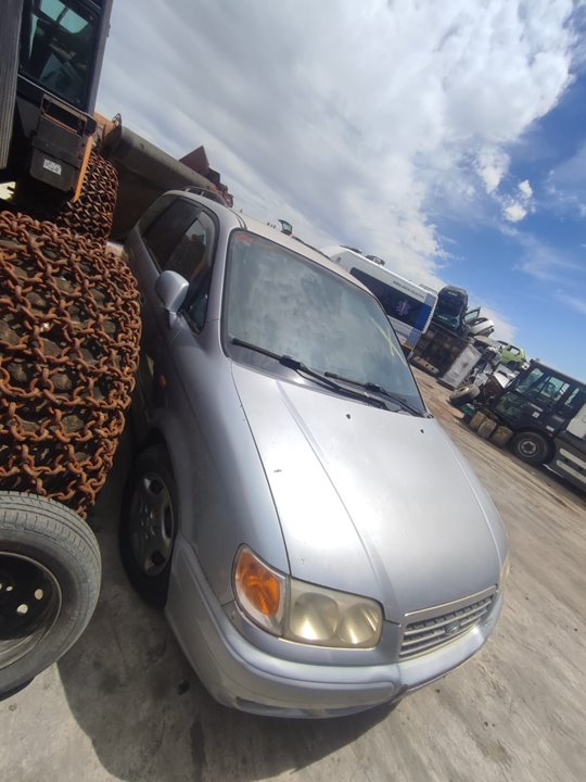 HYUNDAI TRAJET (FO) 2.0 GLS Motor 2,0 Ltr. - 100 kW 16V CAT foto 4