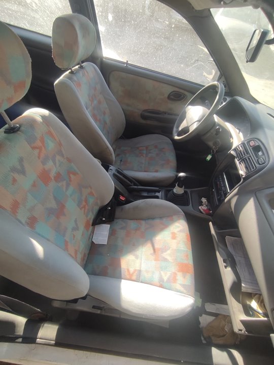SUZUKI BALENO BERLINA SY (EG) 1.3 GL (3-ptas.) Motor 1,3 Ltr. - 63 kW CAT