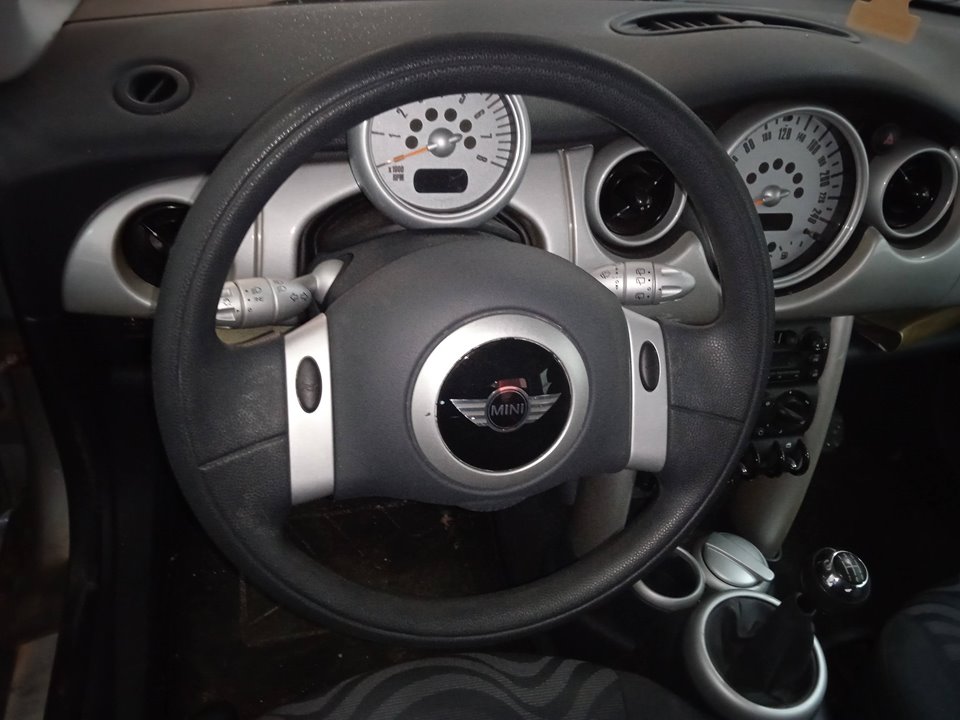 BMW MINI (R50,R53) One Motor 1,6 Ltr. - 66 kW 16V CAT