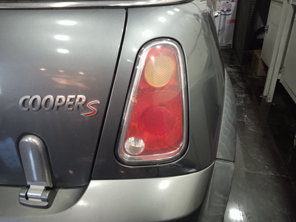 BMW MINI CABRIO (R52) Cooper S Sidewalk Motor 1,6 Ltr. - 125 kW 16V CAT