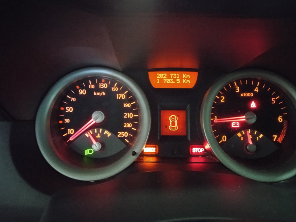RENAULT MEGANE II BERLINA 5P Confort Dynamique Motor 1,6 Ltr. - 83 kW 16V