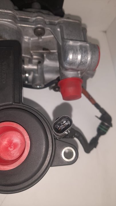 BOMBA ACEITE VOLVO V40 CROSS COUNTRY (2012-0) Basis