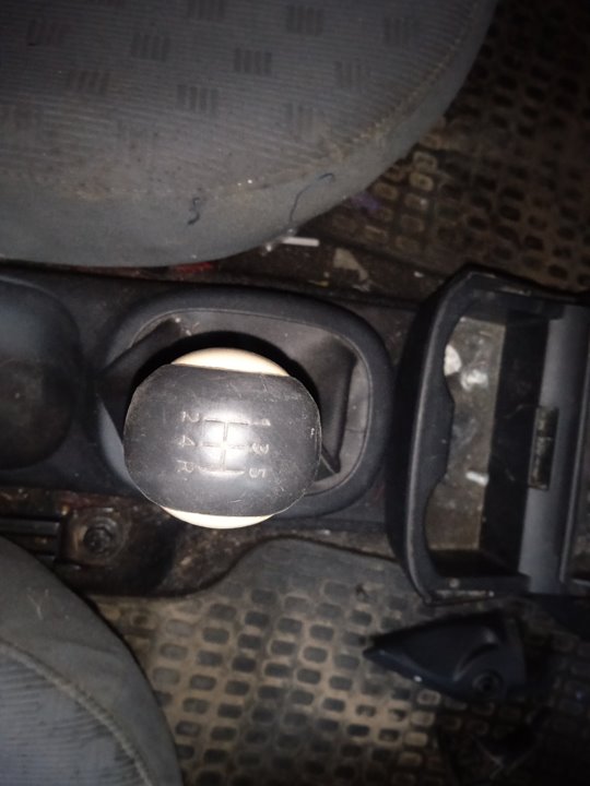 NISSAN MICRA (K12E) Acenta Motor 1,2 Ltr. - 59 kW CAT