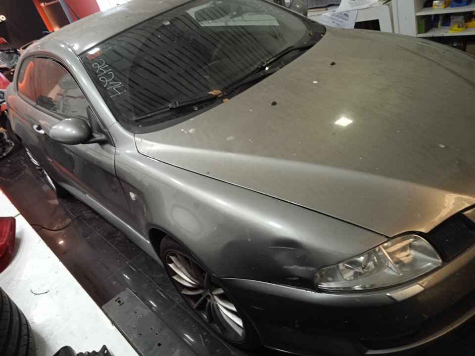 ALFA ROMEO GT (125) 1.9 JTD 16V M-Jet Distinctive Collezione Motor 1,9 Ltr. - 110 kW JTD (M) 16V CAT
