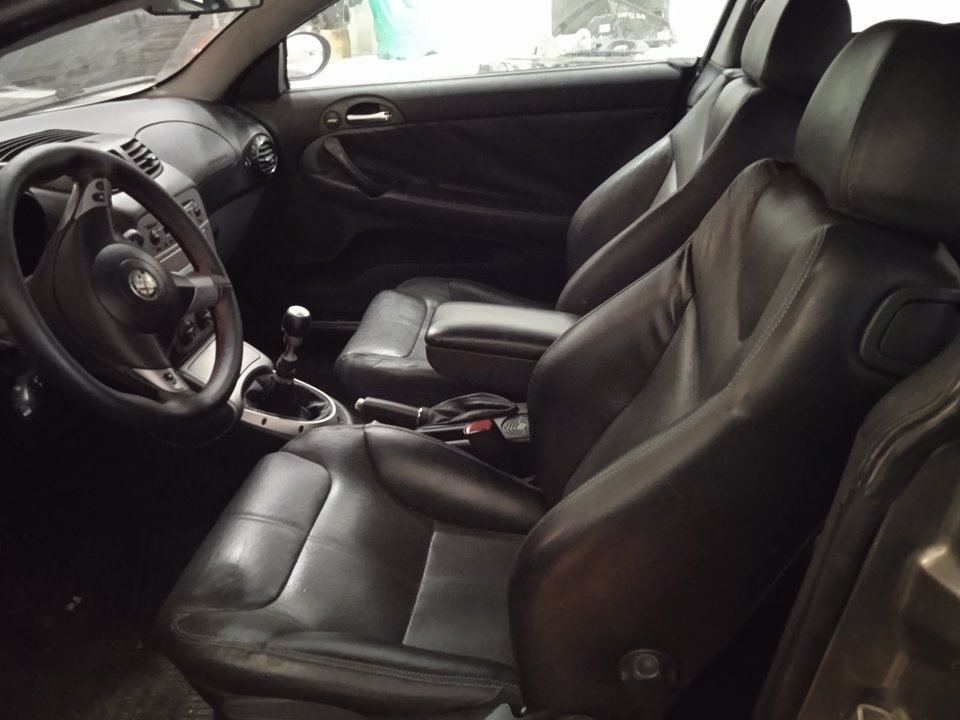 ALFA ROMEO GT (125) 1.9 JTD 16V M-Jet Distinctive Collezione Motor 1,9 Ltr. - 110 kW JTD (M) 16V CAT