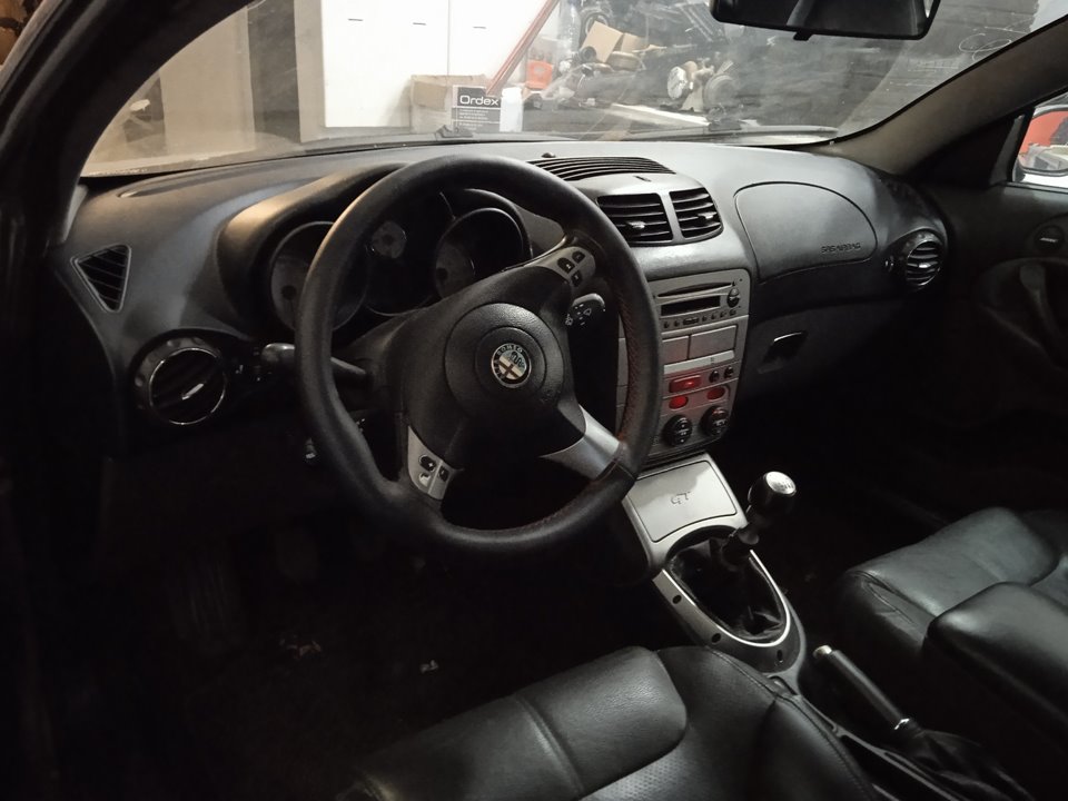 ALFA ROMEO GT (125) 1.9 JTD 16V M-Jet Distinctive Collezione Motor 1,9 Ltr. - 110 kW JTD (M) 16V CAT