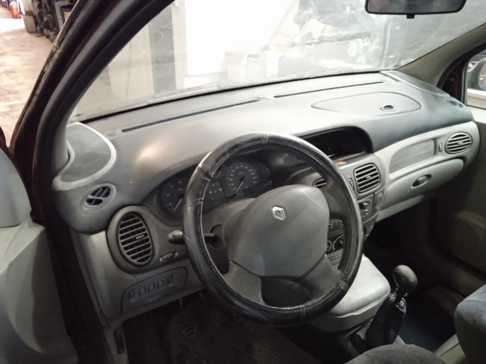 RENAULT MEGANE I SCENIC (JA0) 1.9 D Kaleido Motor 1,9 Ltr. - 72 kW dTi Diesel CAT