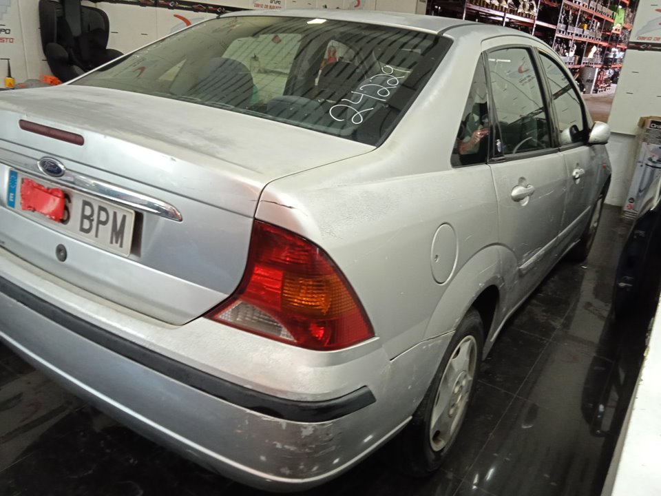 FORD FOCUS BERLINA (CAK) Ghia Motor 1,8 Ltr. - 66 kW TDDI Turbodiesel CAT