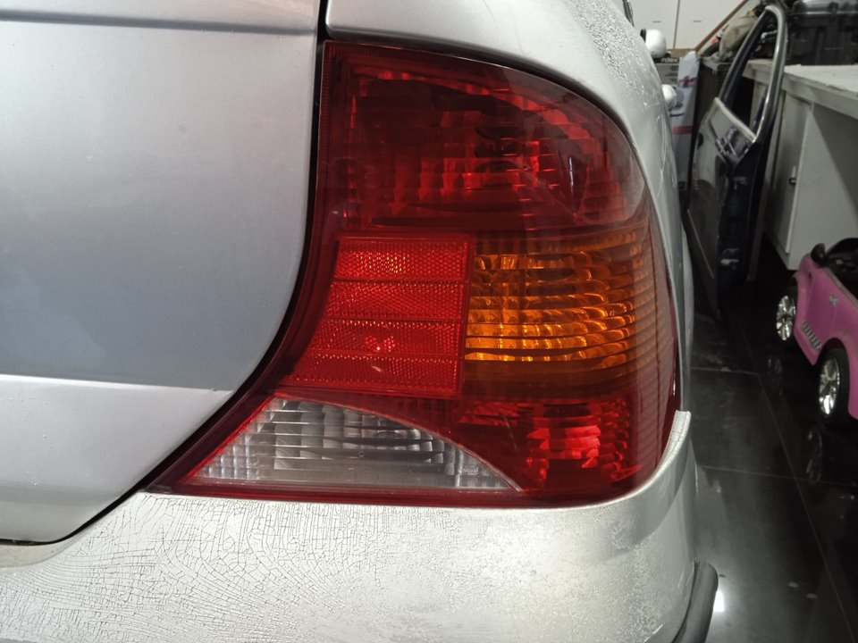 FORD FOCUS BERLINA (CAK) Ghia Motor 1,8 Ltr. - 66 kW TDDI Turbodiesel CAT