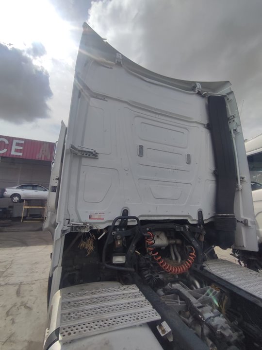 MERCEDES-BENZ ACTROS BM 963.XXX 2-ACHSER 18XX 4x2 Fahrgestell L ClassicSpace Motor 12,8 Ltr. - 310 kW R6 Diesel (OM 471)