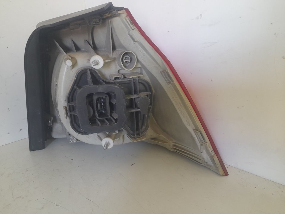 PILOTO TRASERO IZQUIERDO VOLKSWAGEN GOLF V BERLINA (1K1) Highline   |   10.03 - 12.08