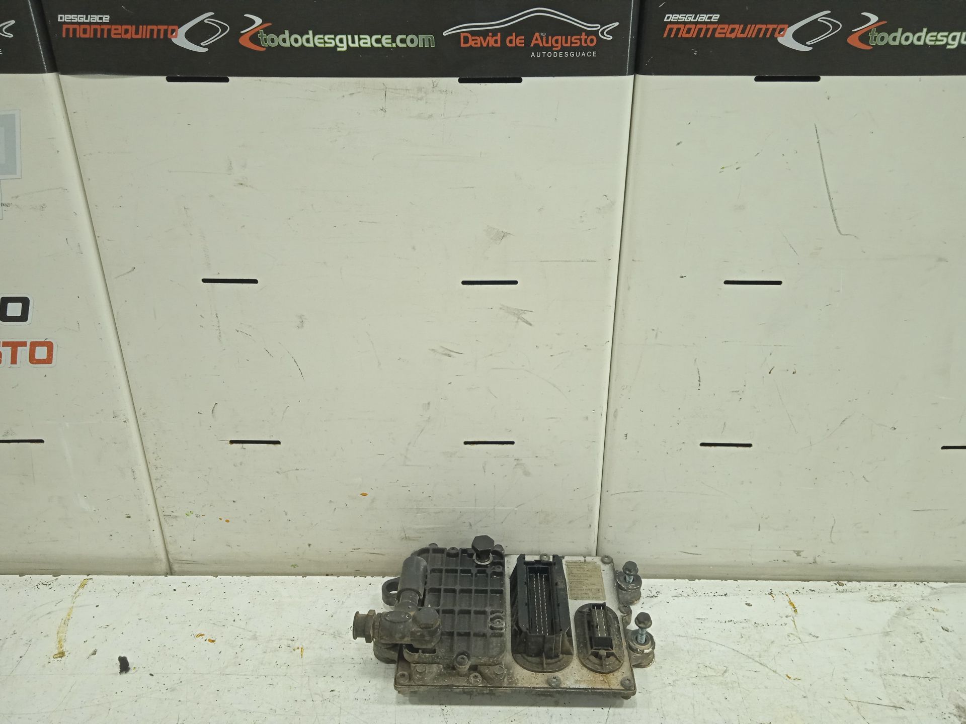 CENTRALITA MOTOR UCE MERCEDES-BENZ AXOR 2 C 4-ACHSER 32T BM 942 (09.04->) 3243  8x4/4   OM 457 LA L (Largo)