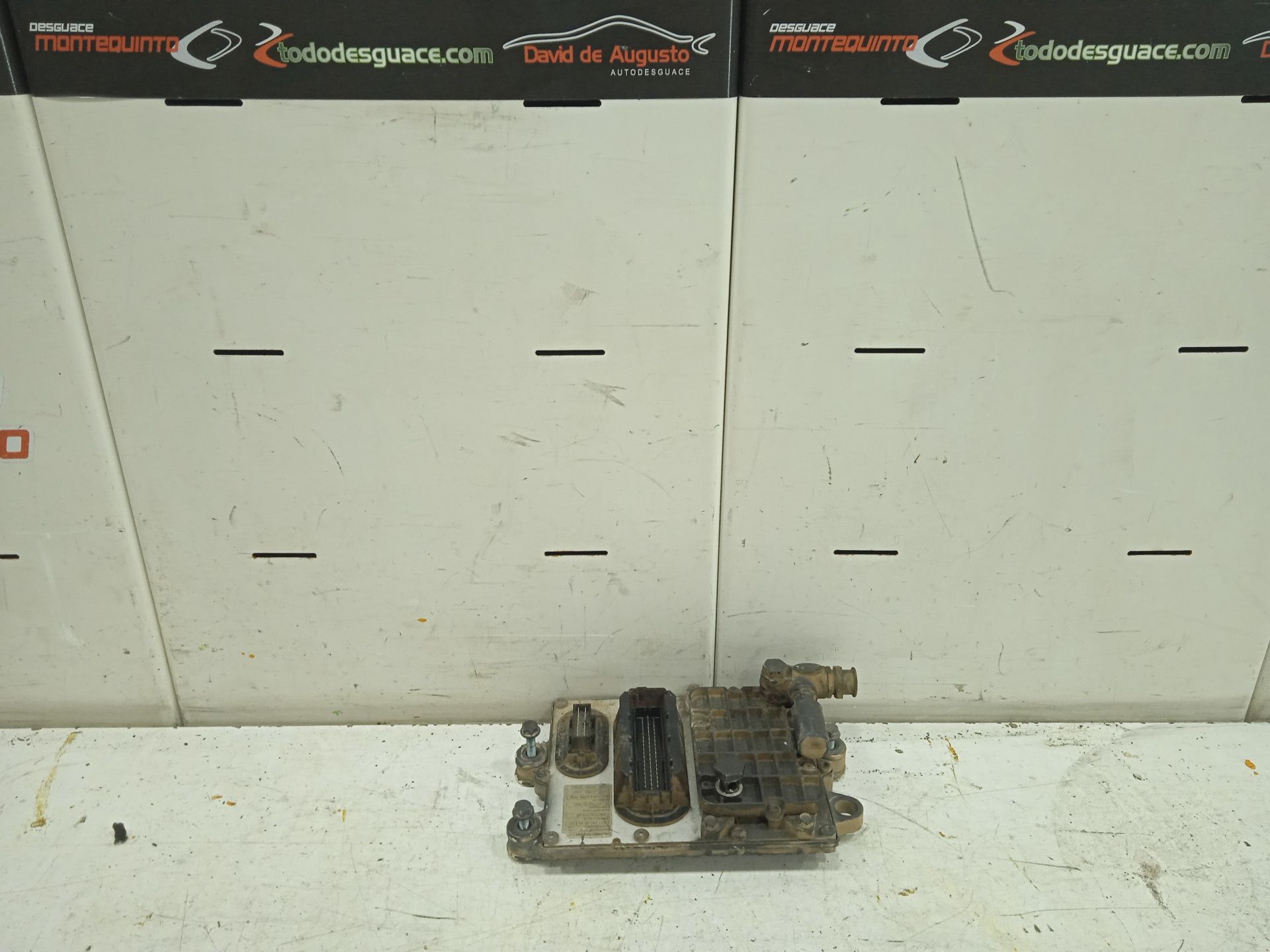 CENTRALITA MOTOR UCE MERCEDES-BENZ AXOR 2 C 4-ACHSER 32T BM 942 (09.04->) 3243  8x4/4   OM 457 LA L (Largo)