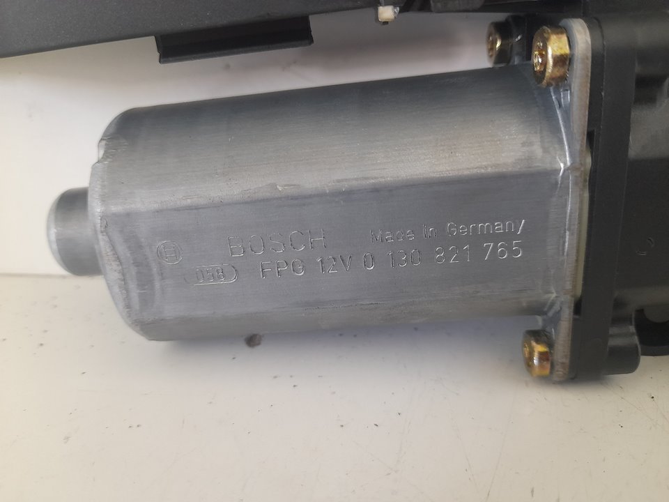 MOTOR ELEVALUNAS DELANTERO DERECHO PORSCHE CAYENNE (TYP 9PA) S