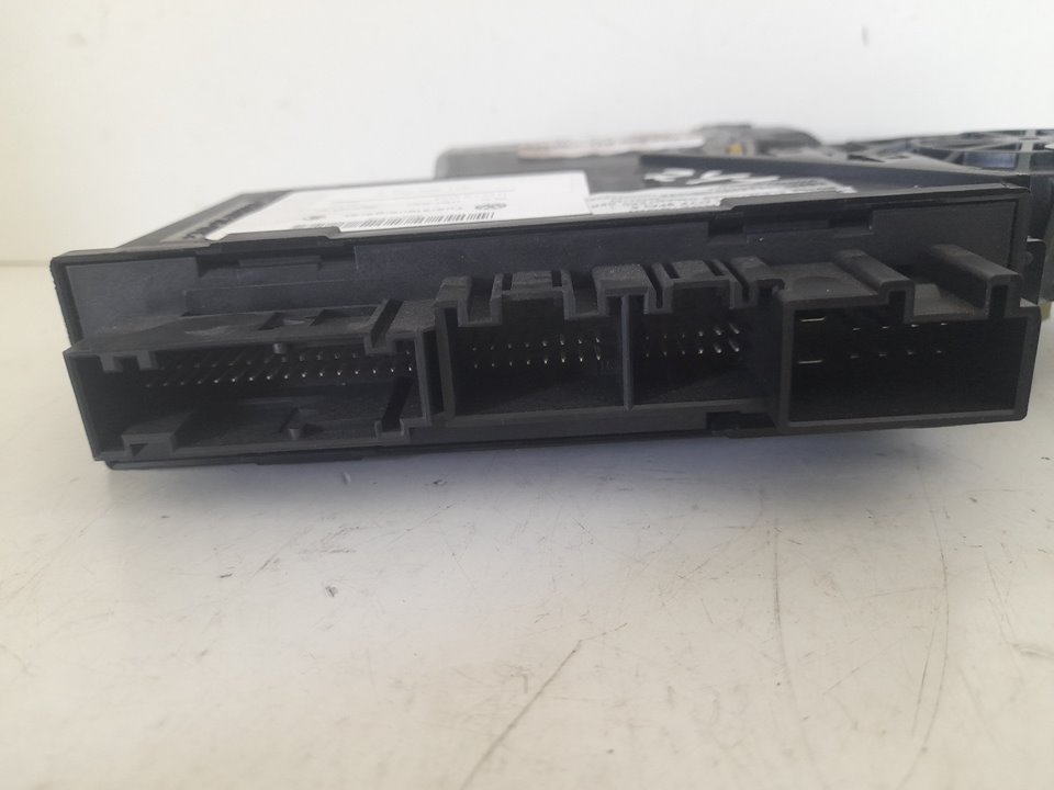 MOTOR ELEVALUNAS DELANTERO DERECHO PORSCHE CAYENNE (TYP 9PA) S