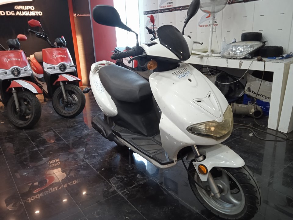 YIYING YY 125T-6 NA 125 cm3