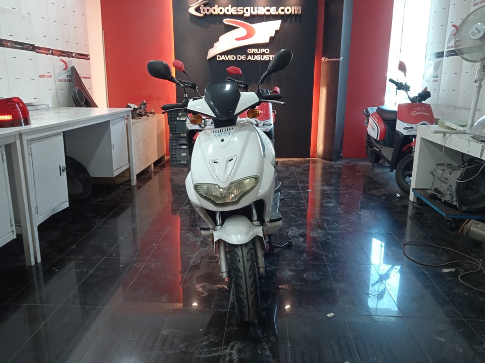 YIYING YY 125T-6 NA 125 cm3