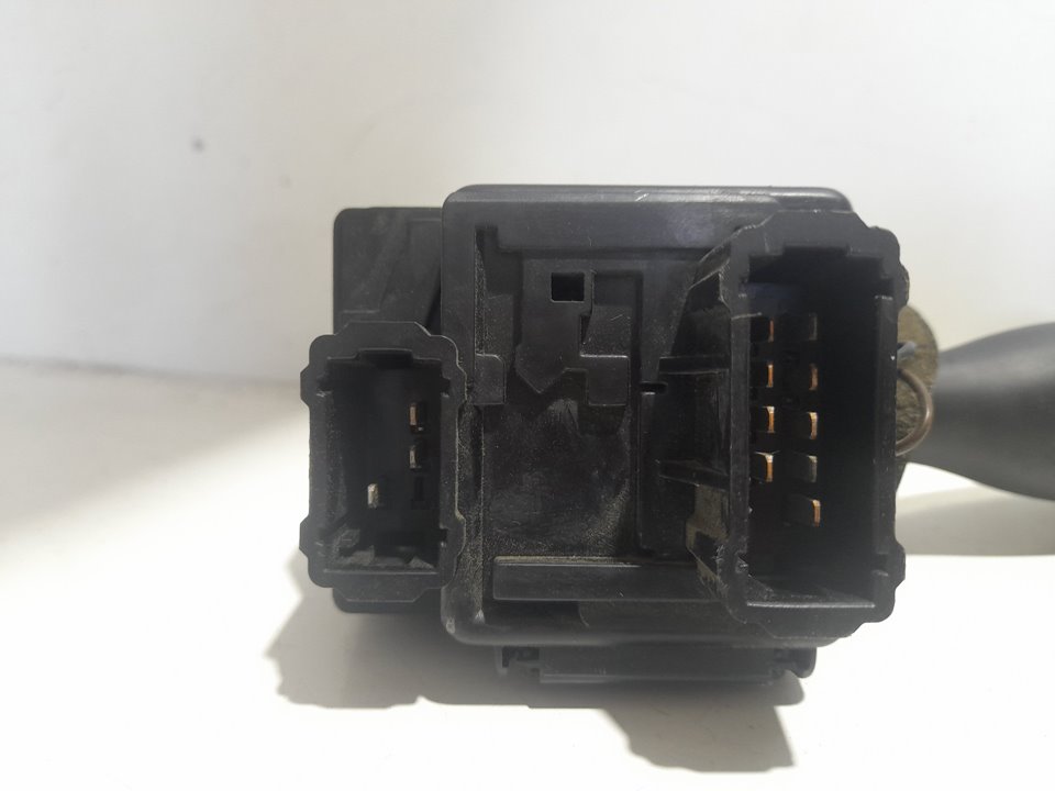 MANDO INTERMITENTES Y LUCES RENAULT MAGNUM AB 2005 Cabina adel.tractor semirr. GV     4X2    4XX.18 Gran espacio