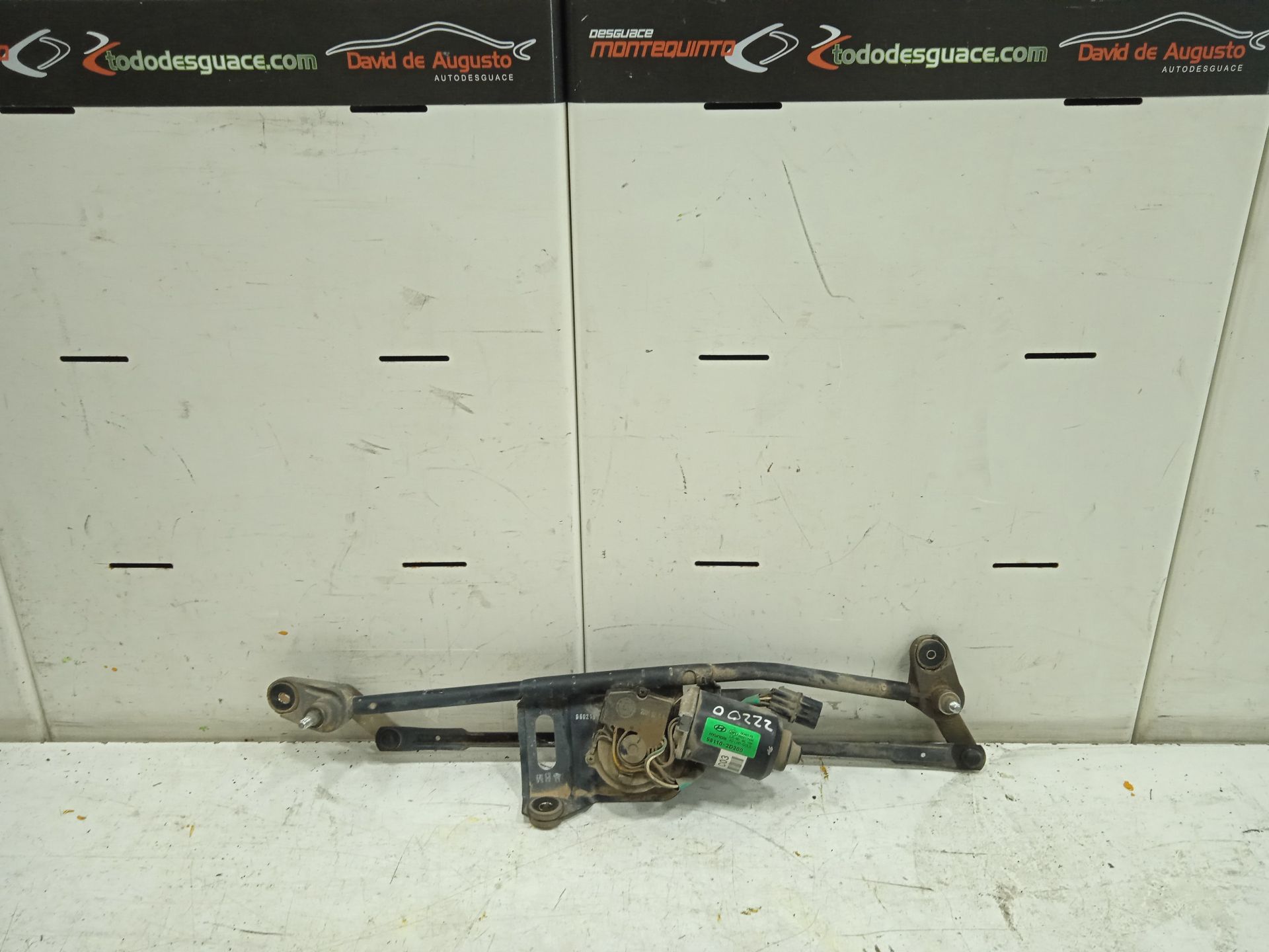 VARILLAJE MOTOR LIMPIA DELANTERO HYUNDAI ELANTRA (XD) 1.6 Comfort (5-ptas.)   |   10.03 - ...