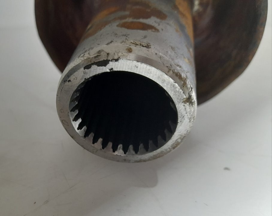 CARDAN DELANTERO MITSUBISHI MONTERO (V60/V70) 3.2 DI-D GLX Hunter (5-ptas.)   |   10.01 - ...