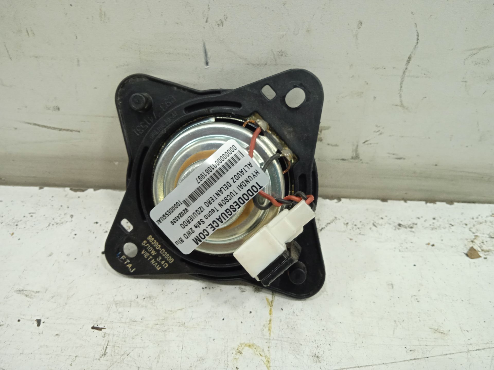 ALTAVOZ DELANTERO IZQUIERDO HYUNDAI TUCSON Tecno Safe 2WD Bluedrive